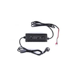 Chargeur De Batterie étanche 24V - ENERGIE MOBILE -ORANGEMARINE chargeur de batterie etanche 24v energie mobile 1