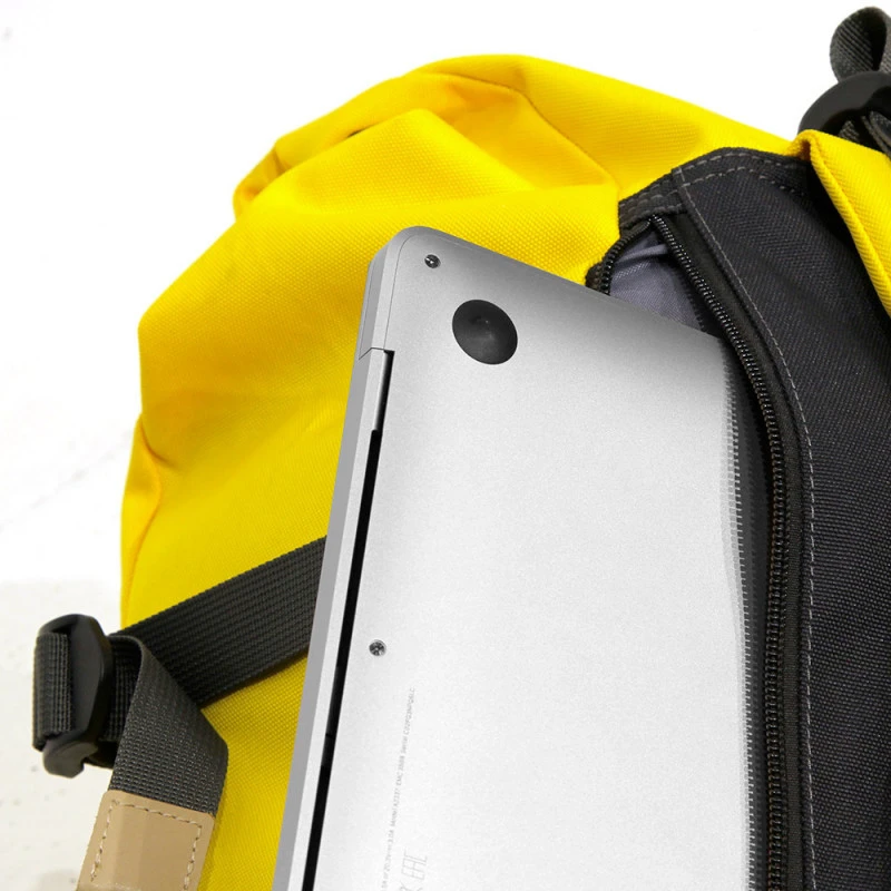 Zaino Cardinal 25L Roll Top - Howzit 11 Zaino Cardinal 25L Roll Top - Howzit - immagine 9